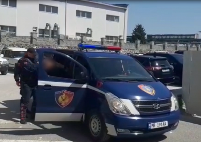 Drogë, vjedhje dhe drejtim mjeti pa leje, arrestohen dy persona në Vlorë