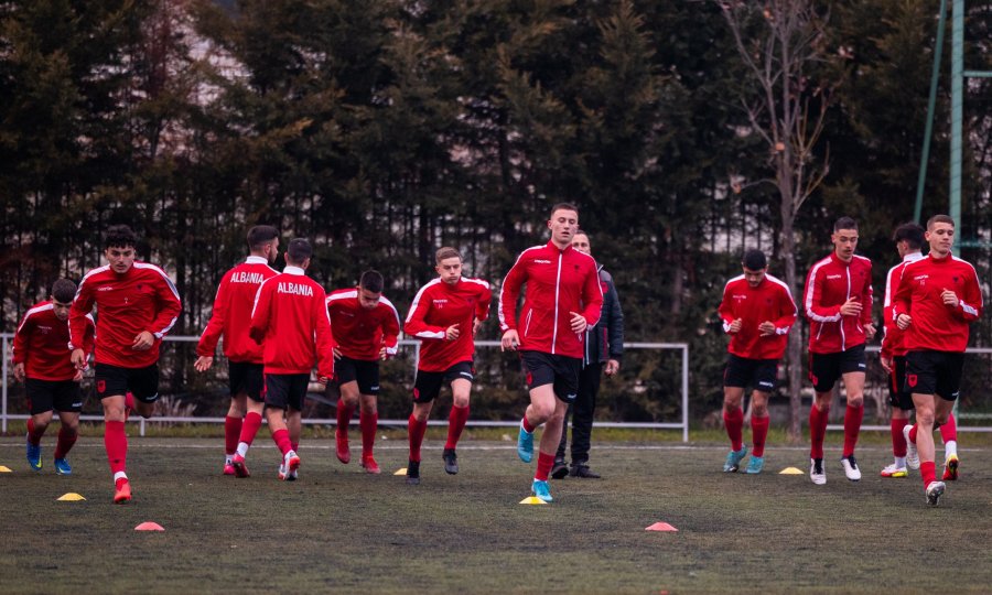 Eliminatoret e Europianit U-17 / Shqipëria nis grumbullimin, trajneri Bulku shpall listën e lojtarëve