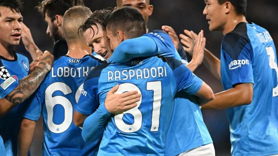 Napoli mahnit në Champions, kualifikohet në 16-she, Atletico ndalet në shtëpi nga Club Brugge