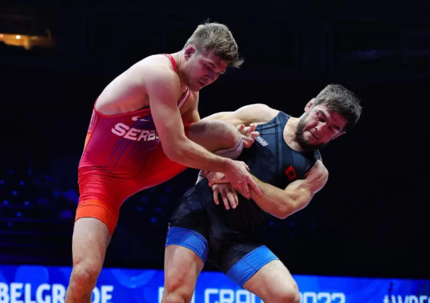 Medalje ari për Shqipërinë/ Abakarov triumfon në mes të Beogradit, shpallet kampion bote në mundje