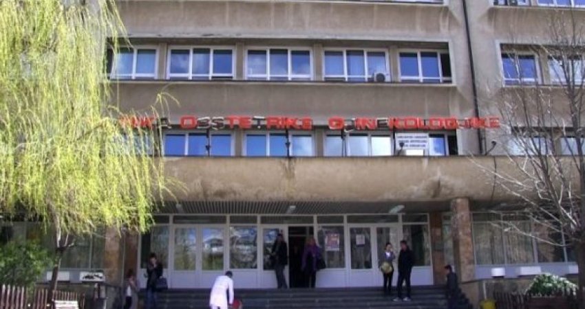 Drejtori i Gjinekologjisë: Foshnja nuk u ndërrua, prindërit i dinin problemet shëndetësore