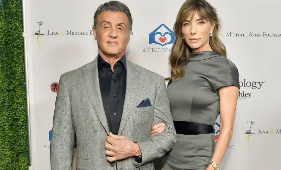 Një muaj pasi bënë kërkesën për divorc, Sylvester Stallone dhe bashkëshortja e tij ribashkohen sërish