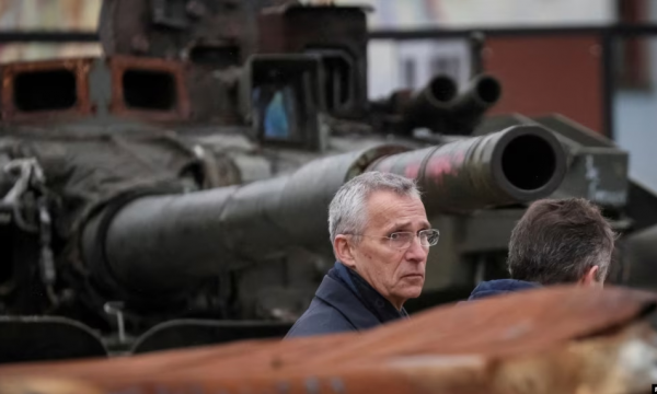 Shefi i NATO-s, Stoltenberg vizitë të paparalajmëruar në Ukrainë