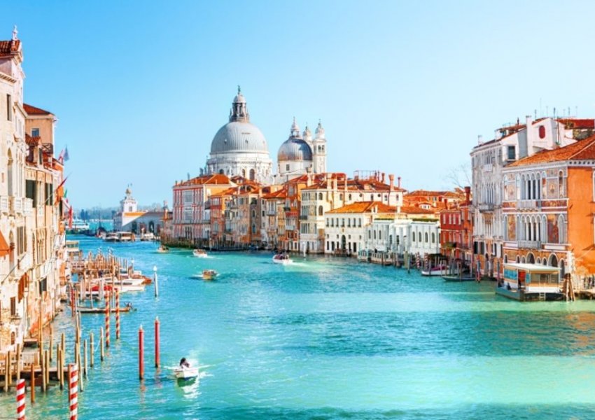 UNESCO: Venecia të futet në listën e vendeve të trashëgimisë botërore në rrezik