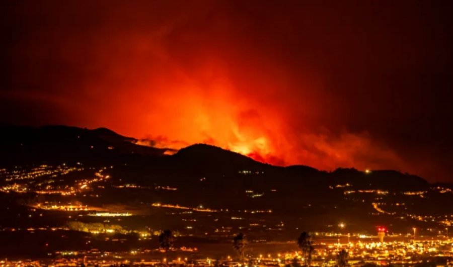 Digjen Tenerifet, mijëra të evakuuar nga zjarri i egër në veri të ishullit spanjoll