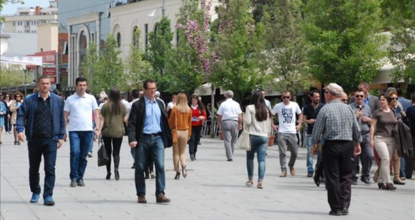 AFP për regjistrimin në Kosovë: Rënia e popullsisë nga 1.8 në 1.5 milionë banorë