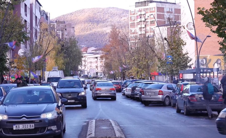 Targat e paligjshme serbe KM gati po zhduken nga veriu i Kosovës