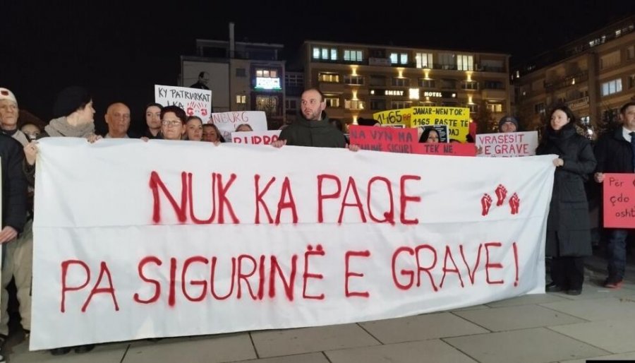 'Drejtësi për gratë e vrara'/ Në Prishtinë protestohet pas vrasjes së Liridonës