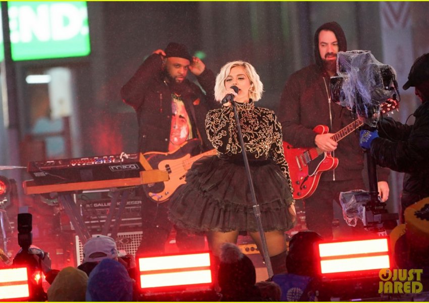  Rita Ora do prezantojë programin, Bebe Rexha do performojë në natën e ndërrimit të moteve në ‘Times Square'