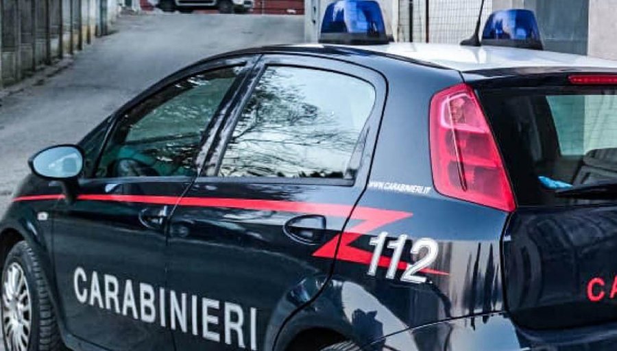 E rëndë në Itali, polici vret me plumb në kokë kolegen e tij 33-vjeçare