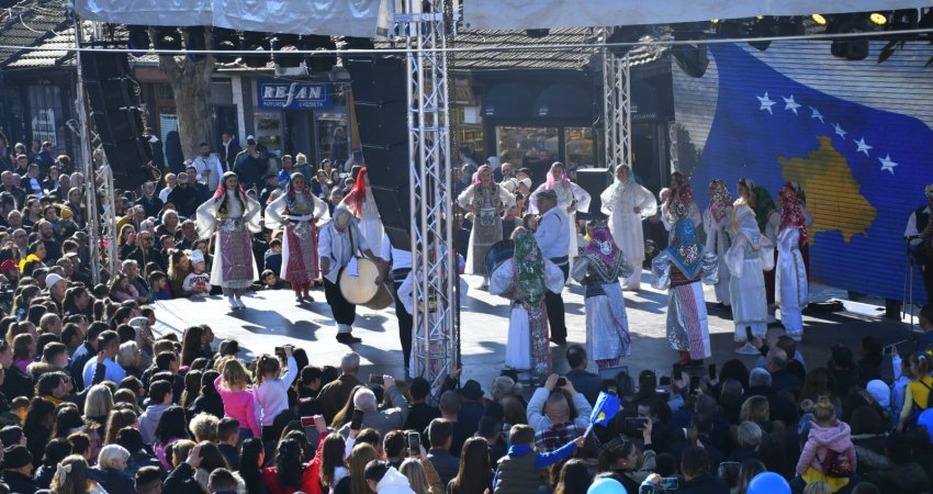 15 vjet shtet, festë e madhe në Prizren