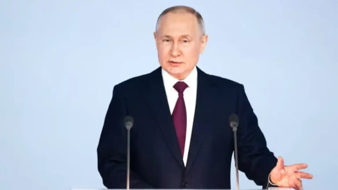 Rusi: Bien faqet e internetit të mediave shtetërore kur Putin po mbante fjalimin