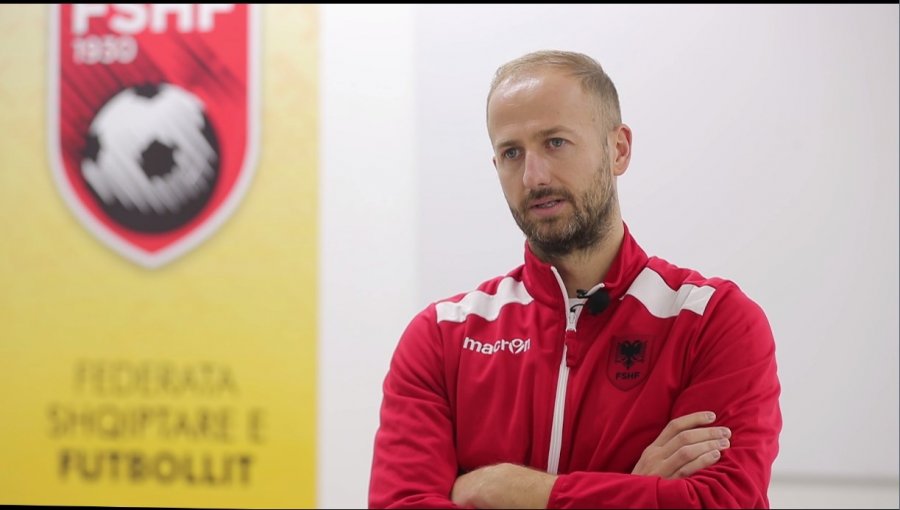 Nga diplomimi si trajner në FSHF, te puna si ‘Talent Manager’ në Zvicër, rrëfehet Migjen Basha
