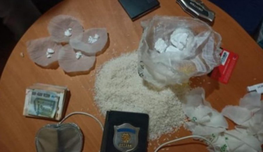 ‘900 doza kokainë në shtëpi’/ Kapet shqiptari në Itali, ja si ra në prangat e policisë 