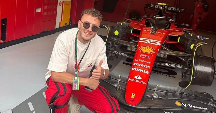 Çmimi i Madh i Austrisë, Amir Rrahmani i ‘dashuruar’ me Ferrarin e Sainzit