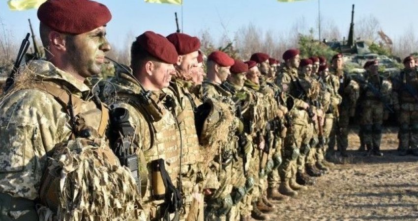 Polonia dislokon mbi 1 mijë trupa të tjera drejt kufirit me Bjellorusinë