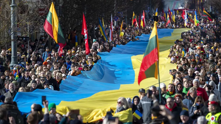 'Pikëpamje të pabesa' -  Lituania u heq lejet e qëndrimit, dhjetëra rusëve