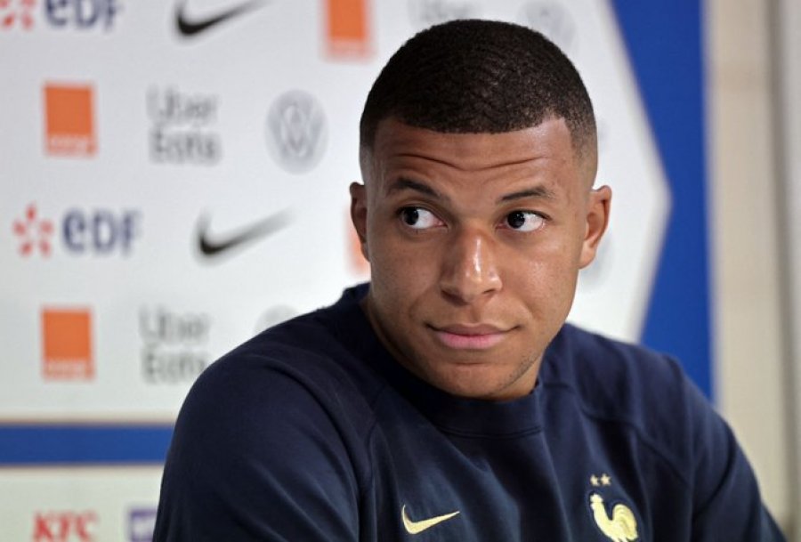 Do të qëndrojë apo do të largohet nga PSG? Mbappe i jep fund spekulimeve për të ardhmen