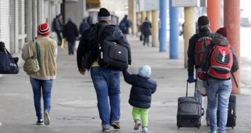 Numri i azilkërkuesve shqiptarë: Franca e para me kërkesa, Gjermania e dyta