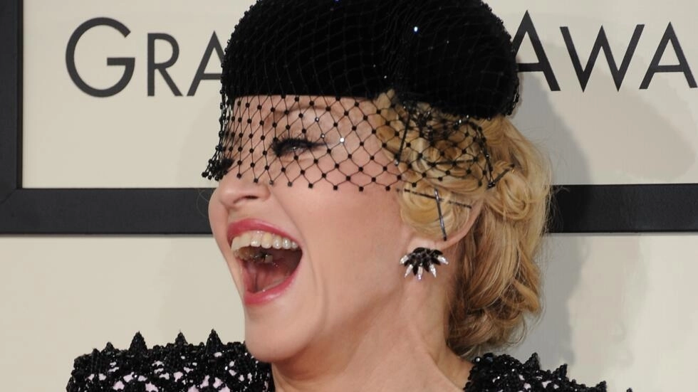 Madonna në shtëpi pas ditëve në spital, data të reja për turneun botëror