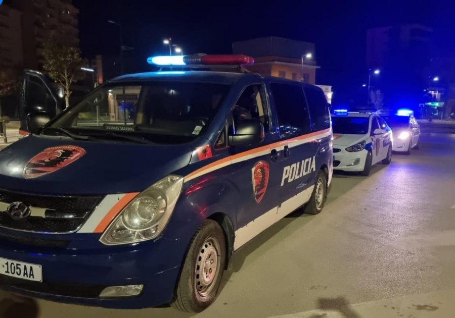 Shpërthim i fuqishëm eksplozivi në një banesë në Kurbin, dëmtohen edhe fqinjët