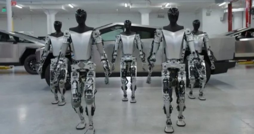 VIDEO/Tesla shfaq pamjet e reja të 'Robotit njeri' duke ecur dhe praktikuar gjëra