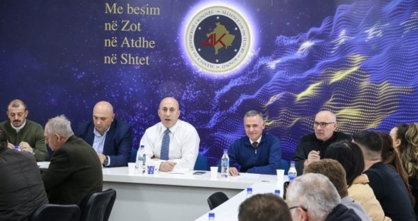 Zhvillimet e fundit në Kosovë, AAK mbledh kryesinë e partisë