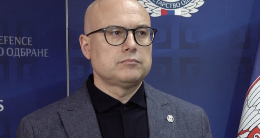 Ministri serb i Mbrojtjes: Niveli i rrezikut në veri, më i madhi i mundshmi