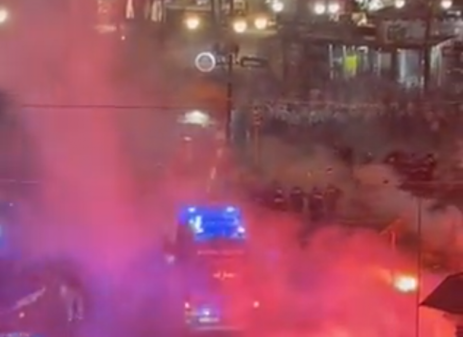 200 të plagosur dhe 11 të arrestuar, tifozët e Union Berlin shkaktojnë kaos në Napoli