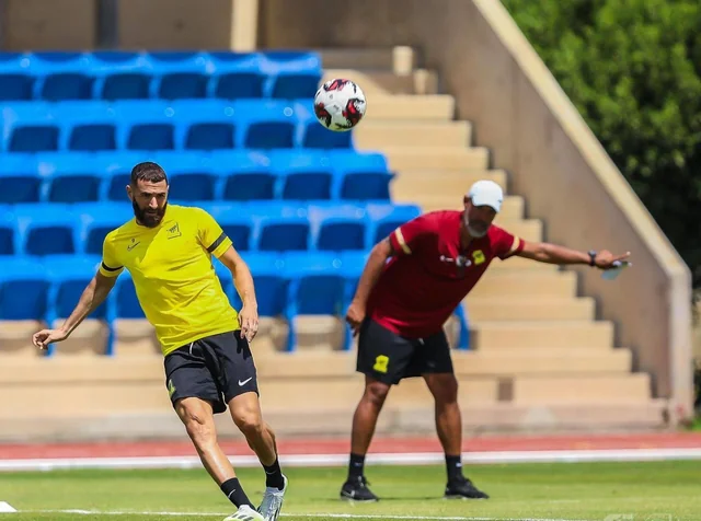 Nisje zhgënjyese e sezonit, Al-Ittihad shkarkon trajnerin një muaj para Kupës së Botës për Klube