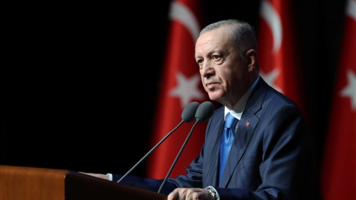 Eksperti: Erdogani i ashpër vetëm me fjalë ndaj Izraelit, furnizoi me karburant avionët që bombarduan Gazën