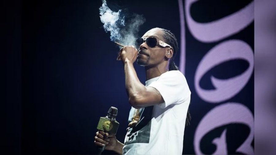 Tha se ndaloi së konsumuari lëndë narkotike, Snoop Dog paska patur të tjera plane