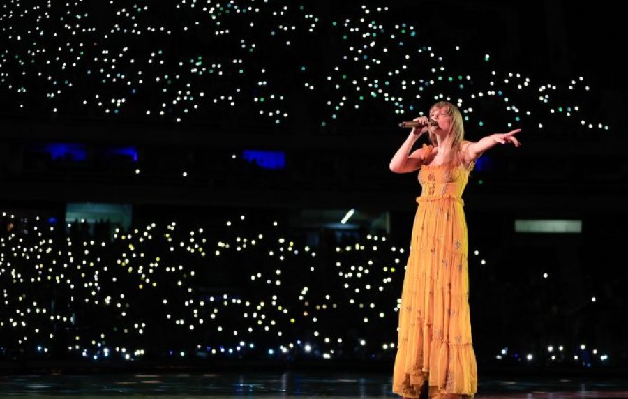 Thyen rekordet në Brazil, Taylor Swift këndon para 200 mijë spektatorëve në stadium