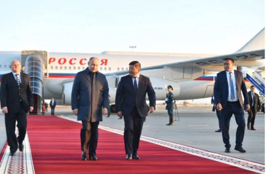 Putin largohet nga Rusia për herë të parë në këtë vit