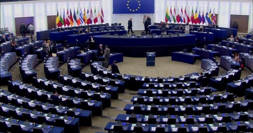 PE prezanton sot Projekt-Rezolutën për marrëdhëniet Kosovë -Serbi