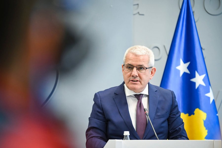 Sveçla: Do të kërkojmë ekstradimin nga Serbia në Kosovë jo vetëm të Milan Radoiçiqit