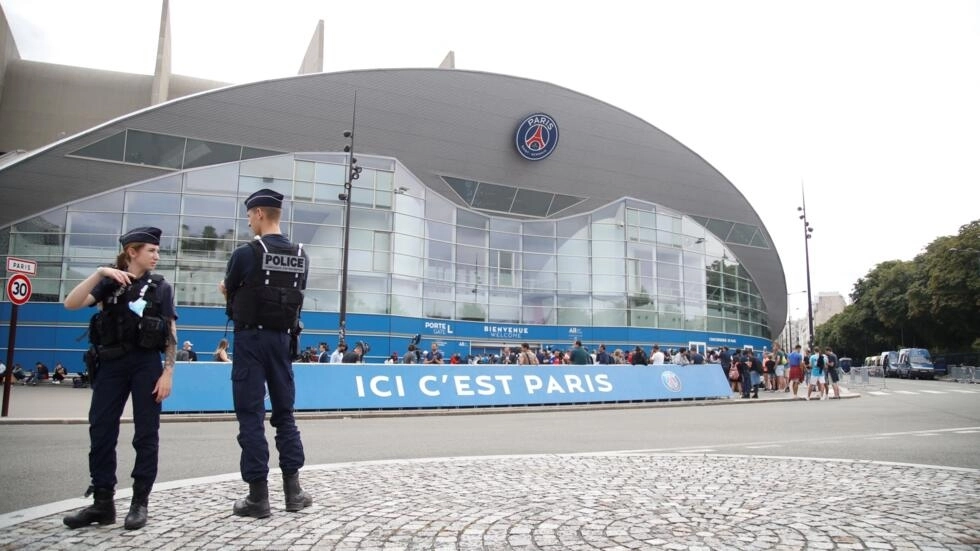 Shtohet siguria për ndeshjen PSG-Barcelona në Ligën e Kampionëve pas kërcënimit terrorist