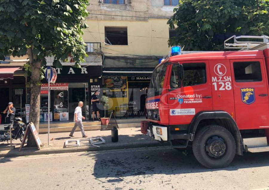 FOTO/ Pogradec, shpërthen bombola e gazit në banesë, plagoset një grua