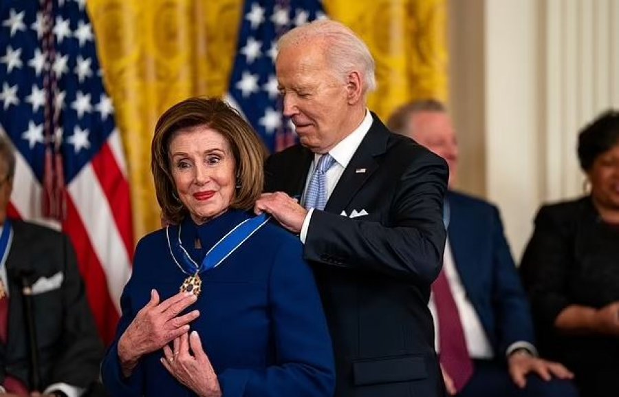 'Hiqni dorë tani, ose…'- Si Nancy Pelosi detyroi Joe Biden të tërhiqej nga gara për President 