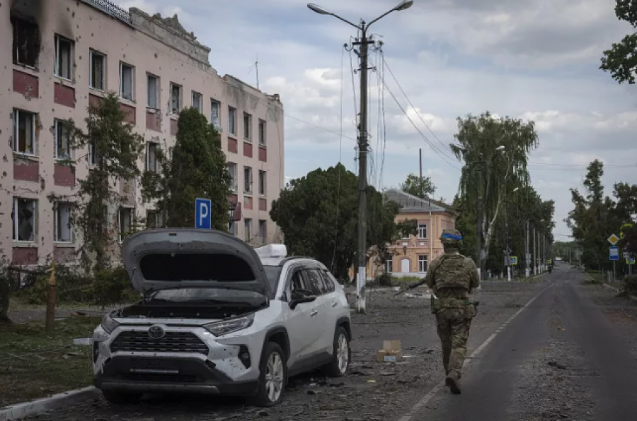 3,000 të evakuuar nga rajoni i Kurskut të Rusisë, ndërsa inkursioni ukrainas vazhdon