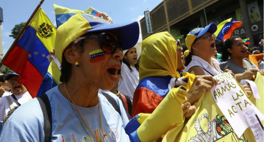 Protesta në të gjithë Venezuelën ndërsa mosmarrëveshja zgjedhore vazhdon