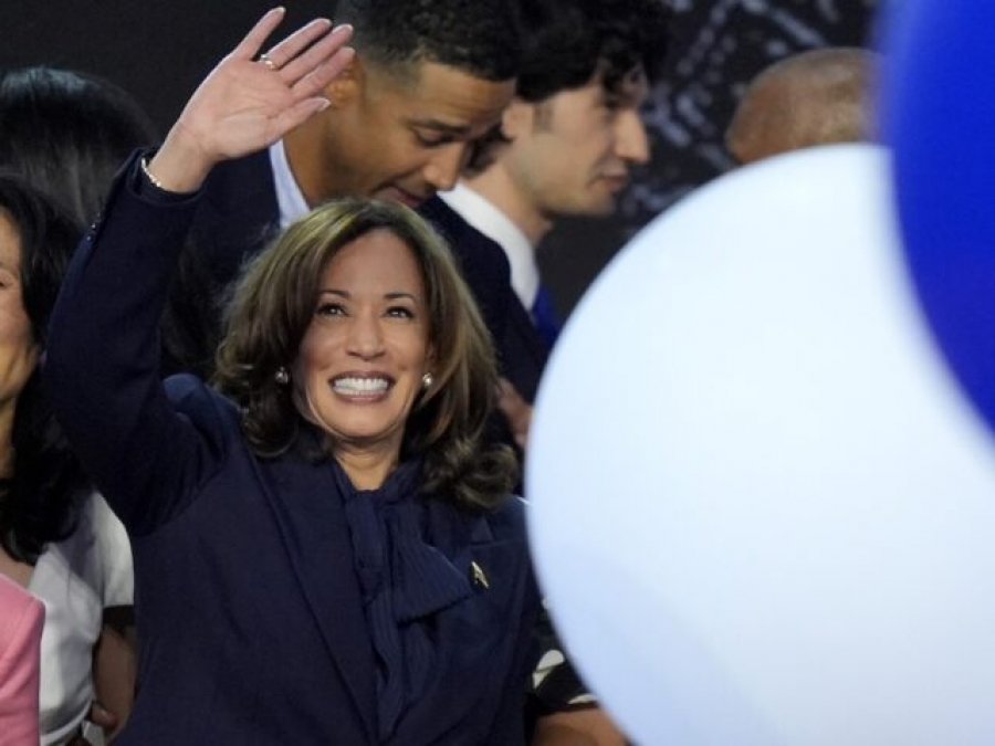 Kamala Harris nuk ka akoma platformën politike në faqen e internetit pas Kuvendit Demokrat