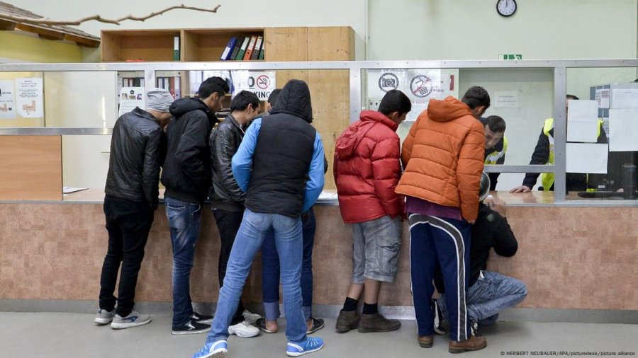 Radikalizimi në Ballkan, Pichler flet për grackat ku bien të rinjtë pa orientim e të zhgënjyer