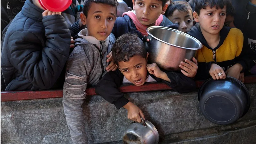 Lufta në Gaza: Paralajmërimet rriten ndërsa Izraeli planifikon ofensivën në Rafah