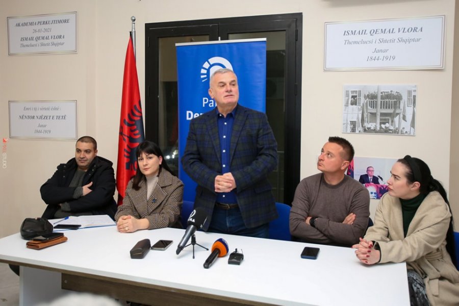 Leskaj dhe demokratët e Vlorës përgatiten për protestën e 20 shkurtit në Tiranë