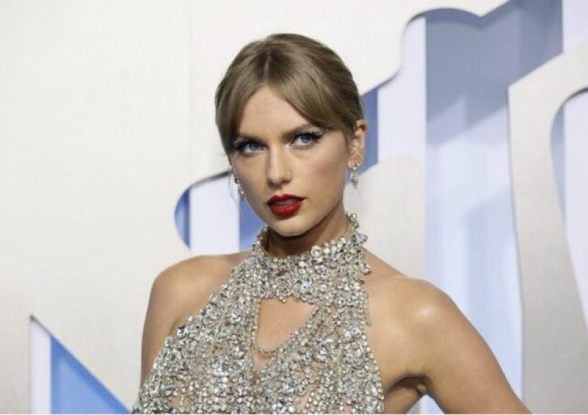 Ndiqte avionin privat të Taylor Swift, fansi paditet nga këngëtarja