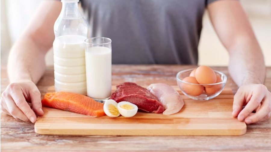 Konsumimi i shumë proteinave mund të dëmtojë arteriet tuaja