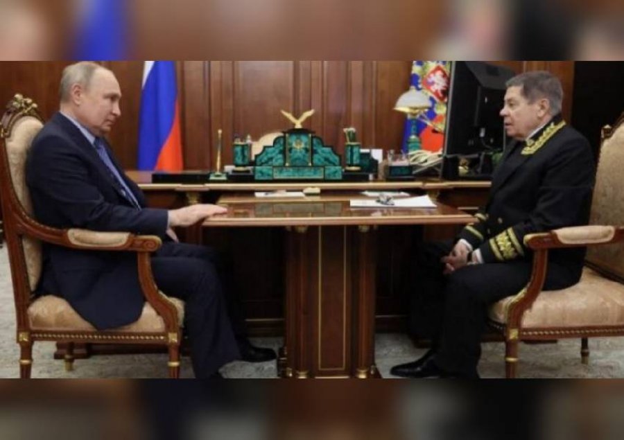 Rastësi apo.../ Kryegjykatësi rus ndërron jetë pas takimit me Putinin