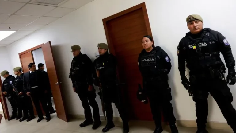 Vrasja e kandidatit për president në Ekuador, prokurorët: Urdhri u dha nga burgu