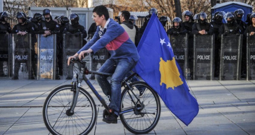 Freedom House: Kosova dhe Shqipëria mbesin vende “pjesërisht të lira” 